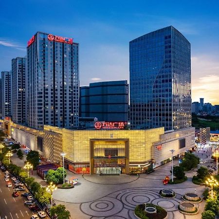 Livetour Hotel Luogang Wanda Plaza Suyuan Metro Cantón Exterior foto