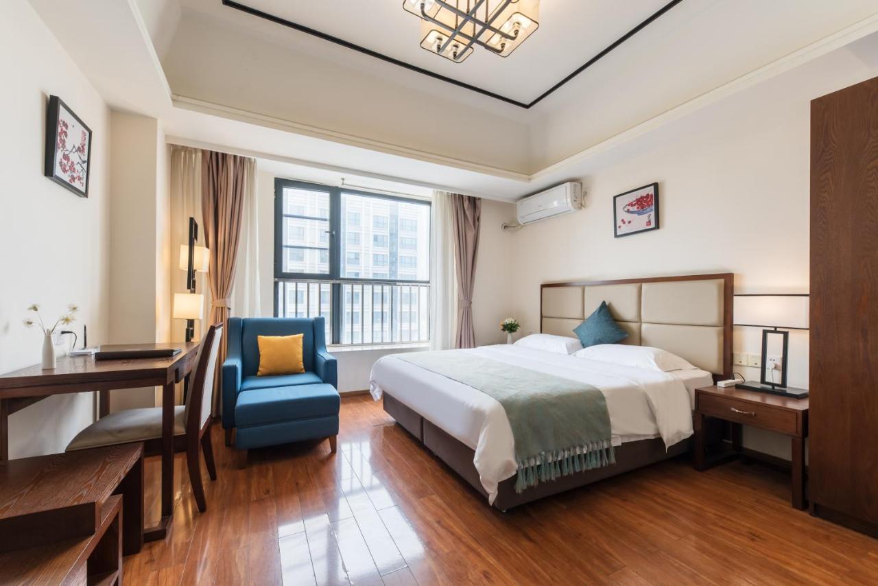 Livetour Hotel Luogang Wanda Plaza Suyuan Metro Cantón Exterior foto